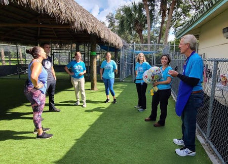Volunteers at Palm Beach County Animal Care and Control 
