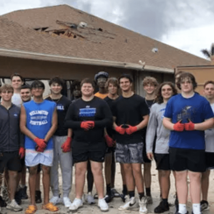 Wellington High School Football Team 