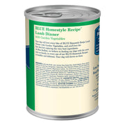 Can of Blue Buffalo Homestyle Recipe Lamb Dinner with Garden Vegetables on a white background