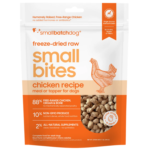 Smallbatch Dog freeze-dried raw Small Bites Chicken Recipe meal or topper, 7 oz and 20 oz bag, 88% free-range chicken, organ and bone. Sold at Jake's Pet Supply Boca Raton Lake Worth